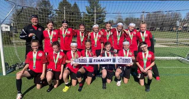 2011 Ladies Team Red – Finalists at Kings Hammer Turf Classic.