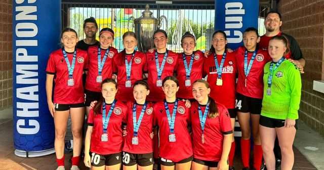 11 Ladies Team Red – Champions again